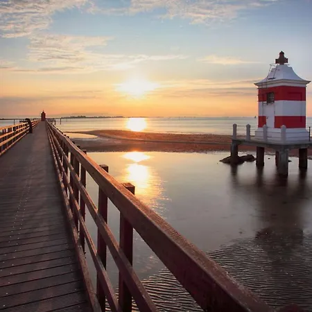 Διαμέρισμα Lovely With Parking In A Lignano *